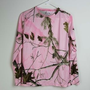 Realtree Pink Camo long sleeve top Medium